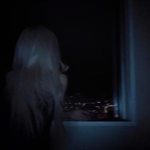 Por Que Me Dejas Asi¿ (feat. Vickyest)