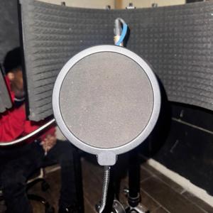 Knock Off A Head (feat. Yung bari & Kyro)