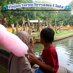 Hujan turun bersama cinta