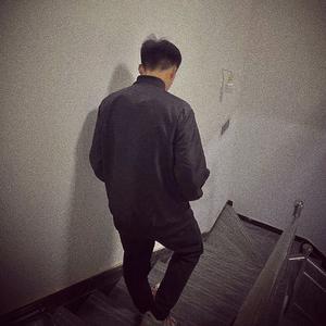 我只跟你走 可你从不抓紧我