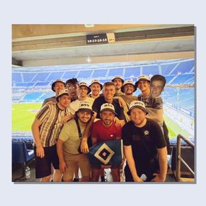 DUMBO (feat. MC CROCKER)