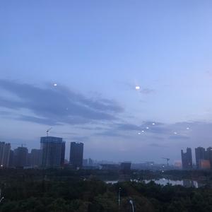 莫比乌斯号的船医