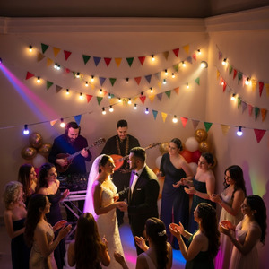 Tut Ellerimden Düğün Ver.