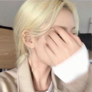 是不是爱情（翻自 何洁 ）