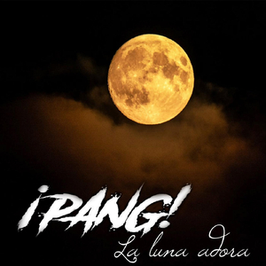 La Luna Adora