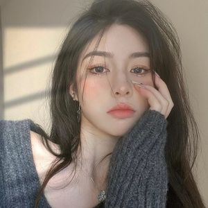 尝尽世间冷暖的淡薄