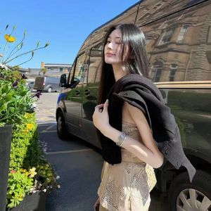 身骑白马