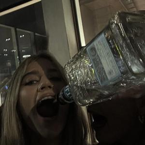 Sexta feira vou revoar (feat. Tooy & Dapraia)