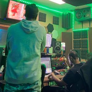 ISSUES (feat. HTO AP)