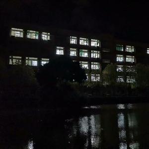 【FREE】雨天我也会想你