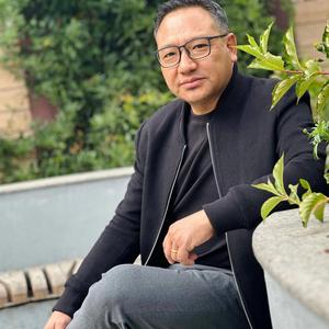 Zamling Sayi Gyencha (feat. Phuntsho Wangmo)