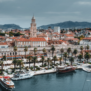 多想在平庸的生活拥抱你