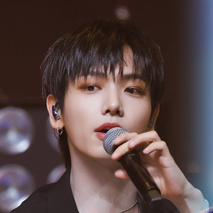 Standing Next to You (Live)