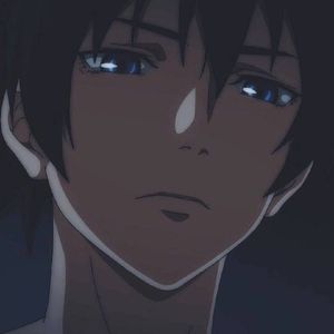 褪色肖像