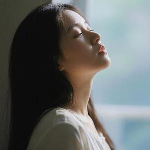 肩上蝶 (R&B版) (爱吃油麦菜 Remix)