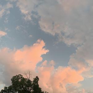 云端之上（Above the clouds）