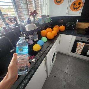 HEU: Jede normale mensch weisst das in ein LKW Diesel reinkommst! (feat. Fail Eastbridge)