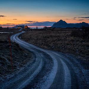 反正她也不会听.Prod KYLNez