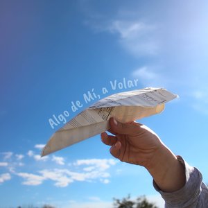Algo de mí, a volar