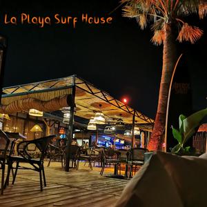 La Playa Surf House