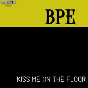 Kiss me on the floor