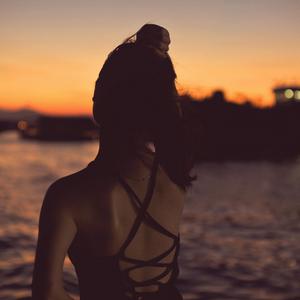 孤独她呀（粤语）