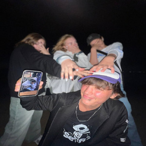 Плюс (feat. LONESLOTT)