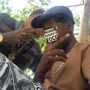 Assunto pra essas fofoca (feat. Mc Th & Mc Rkostta)