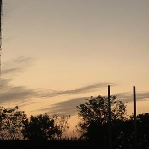 最初遇见你 伴奏