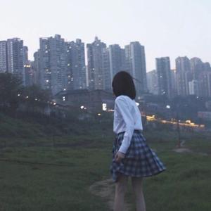 穿花裙子的姑娘（翻自 丁唯哲）