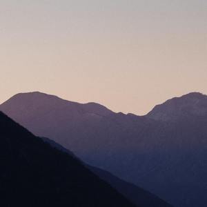 沉溺静谧（轻音乐）