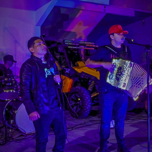 El sera y el chavi (En vivo)