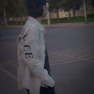 情绪像锁链一样把我锁住(prod.by Morrow x wustin)