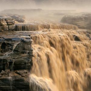 mixkit-raising-me-higher-34_10