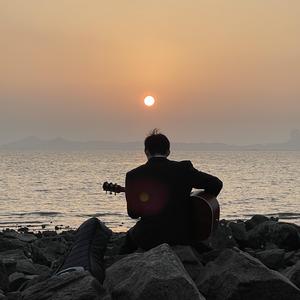 Somewhere Above 伴奏