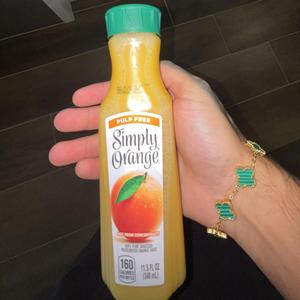 Cash (feat. MellyWay)