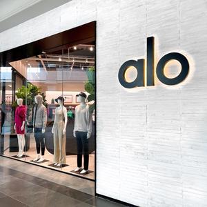 ALO (feat. KatxhEmSlimeEm)