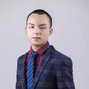 晨曦里的智慧之光 伴奏