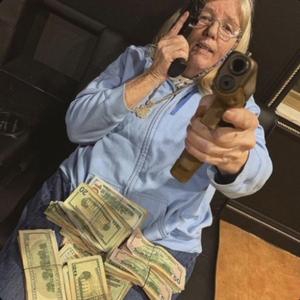 Balenci (feat. Lil Kari)