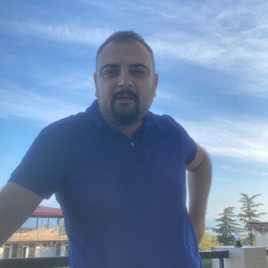 მზე დამაქვს ხურჯინით