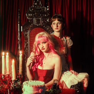 ALICE (Red Queen Version)