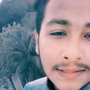 মায়াবতীর নদীর কোনা ধরে