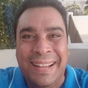 Το παλληκάρι (feat. Γιάννης Βενιζέλος & Δημήτρης Μπένος)