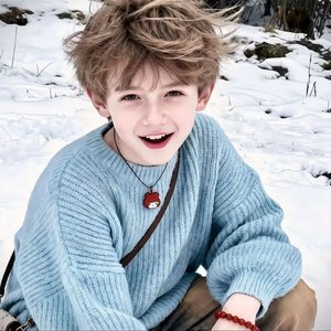 你本是光无需借谁照亮