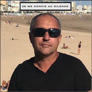 Je me confie au silence