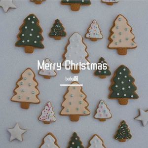 这个圣诞老人没穿袜子