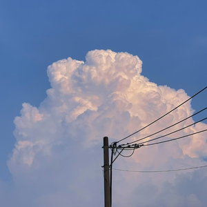 蓝天白云下的约定