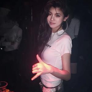 叫他们拿过来对比