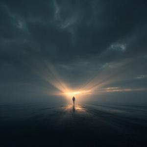 바람도 내게 말하네 너 혼자라... (Even the wind whispers to me, you're all alone...)