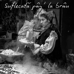 Suflecată pân' la brâu